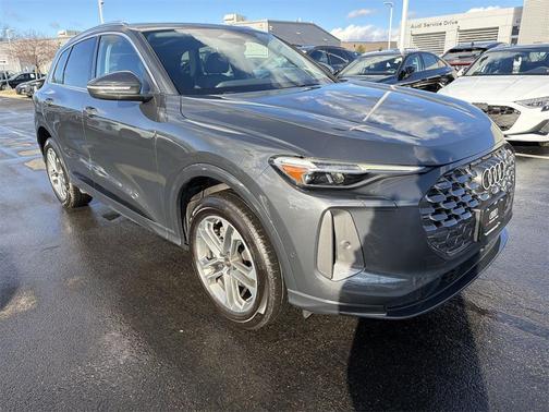 2025 Audi Q5 Premium Plus TFSI quattro S tronic