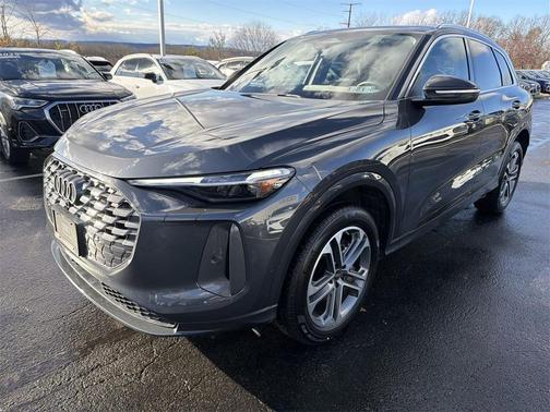 2025 Audi Q5 Premium Plus TFSI quattro S tronic