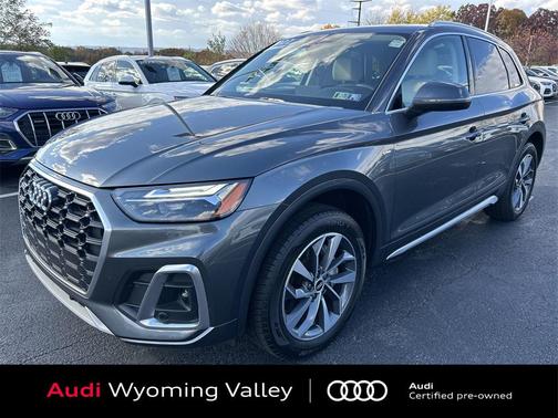 2022 Audi Q5 45 S line Premium