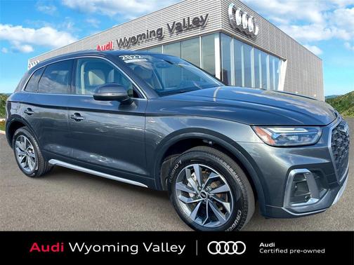2022 Audi Q5 45 S line Premium