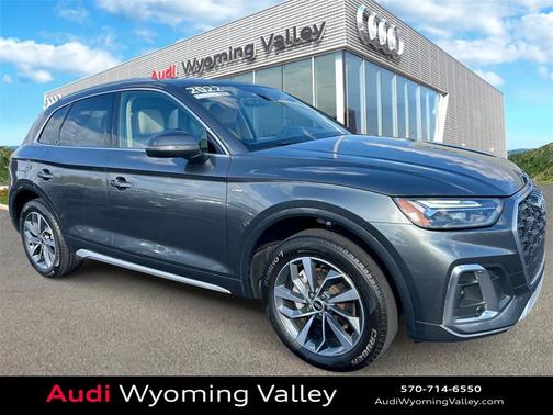 2022 Audi Q5 45 S line Premium