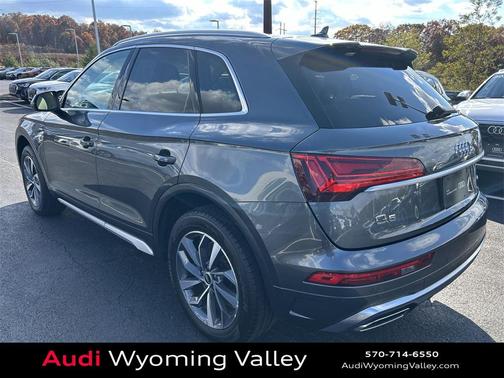 2022 Audi Q5 45 S line Premium