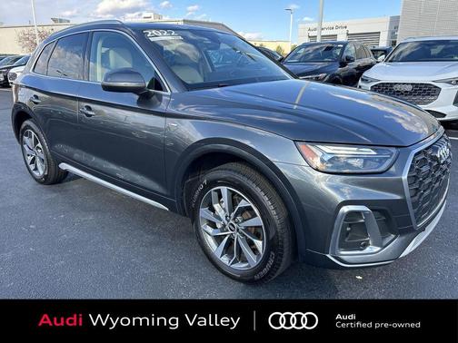 2022 Audi Q5 45 S line Premium