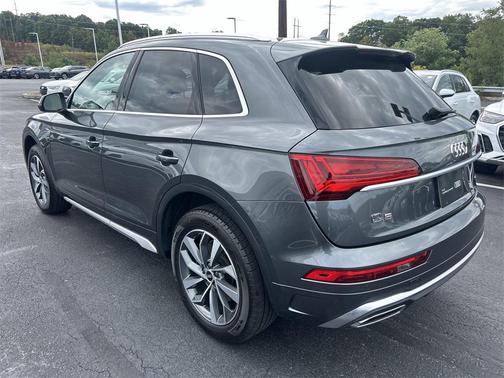 2022 Audi Q5 45 S line Premium