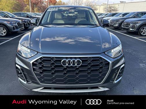 2022 Audi Q5 45 S line Premium