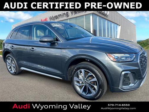 2022 Audi Q5 45 S line Premium