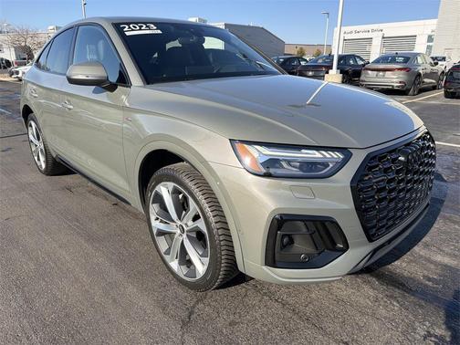 2023 Audi Q5 45 S line Prestige