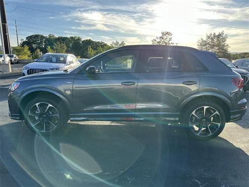 2025 Audi Q3 45 S line Premium Plus