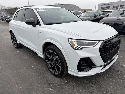 2025 Audi Q3 45 S line Premium Plus