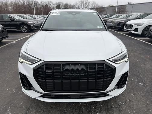 2025 Audi Q3 45 S line Premium Plus