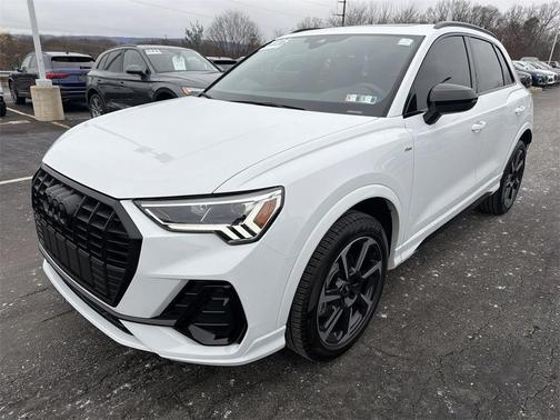 2025 Audi Q3 45 S line Premium Plus