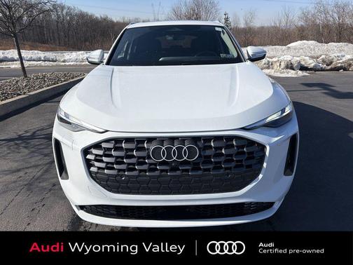 2025 Audi Q5 Premium TFSI quattro S tronic