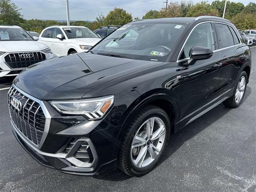 2023 Audi Q3 45 S line Premium Plus