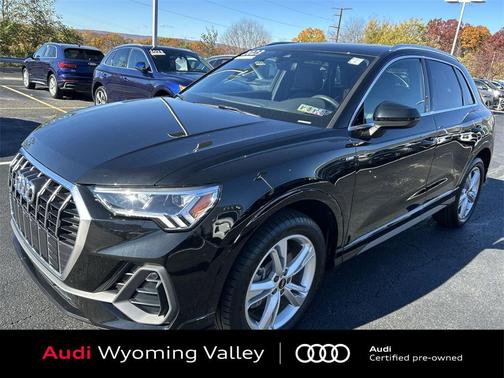 2023 Audi Q3 45 S line Premium Plus