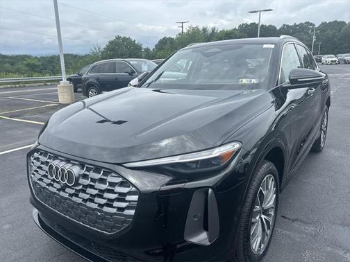 2025 Audi Q5 Premium Plus