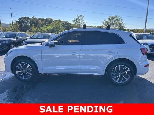 2023 Audi Q5 45 S line Premium Plus