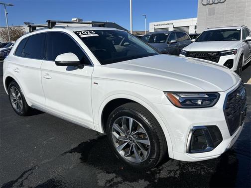 2023 Audi Q5 45 S line Premium Plus