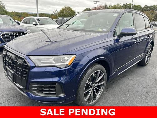 2022 Audi Q7 55 Premium Plus