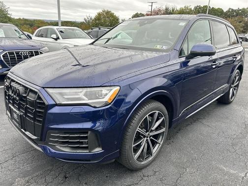 2022 Audi Q7 55 Premium Plus