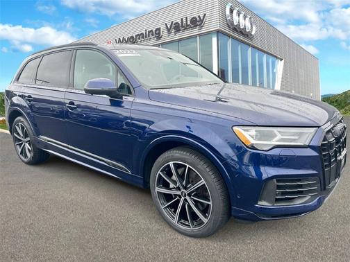 2022 Audi Q7 55 Premium Plus