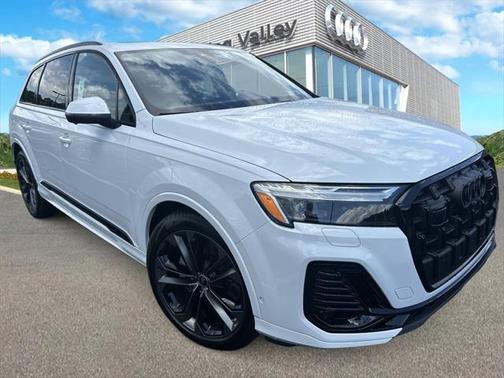 2025 Audi Q7 55 Premium Plus