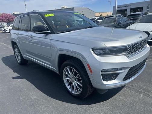 2023 Jeep Grand Cherokee Summit