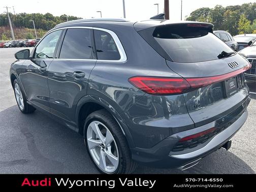 2025 Audi Q5 Premium Plus TFSI quattro S tronic