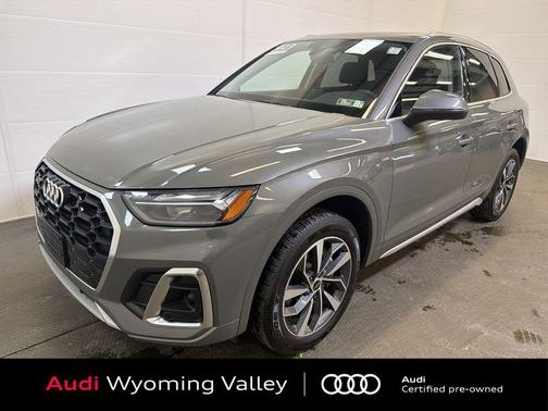 2023 Audi Q5 45 S line Premium