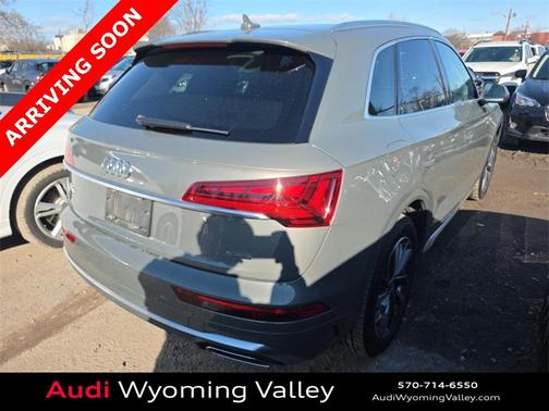 2023 Audi Q5 45 S line Premium