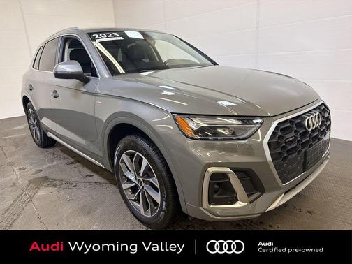 2023 Audi Q5 45 S line Premium