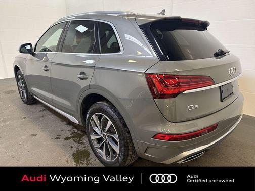 2023 Audi Q5 45 S line Premium
