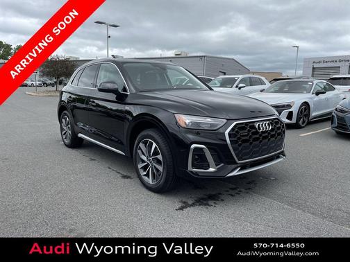 Mythos Black Metallic 2023 Audi Q5 45 S line Premium