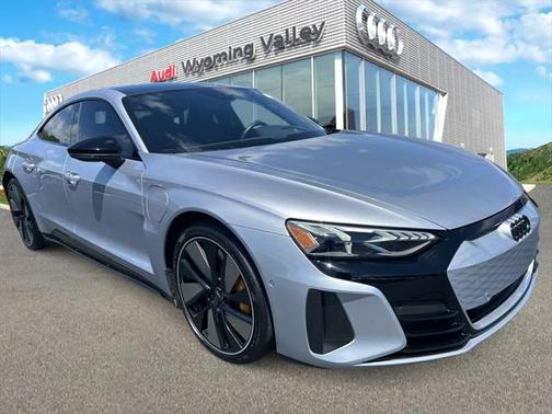 2022 Audi RS e-tron GT quattro