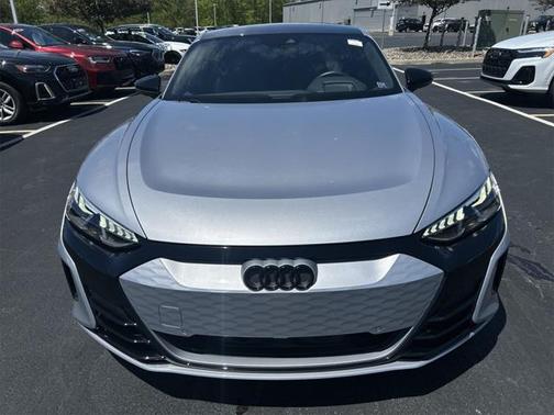 2022 Audi RS e-tron GT quattro