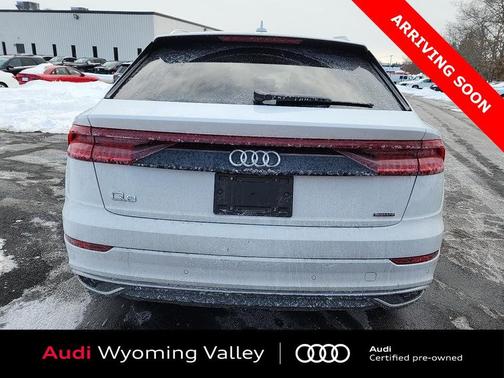 2023 Audi Q8 55 Premium