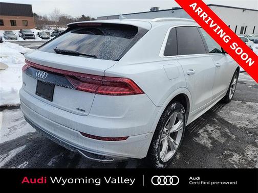 2023 Audi Q8 55 Premium