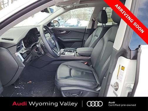 2023 Audi Q8 55 Premium