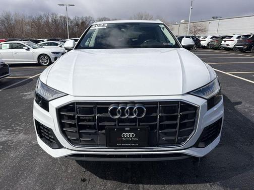 2023 Audi Q8 55 Premium