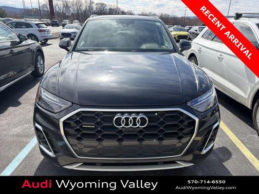 Mythos Black Metallic 2023 Audi Q5 45 S line Premium Plus