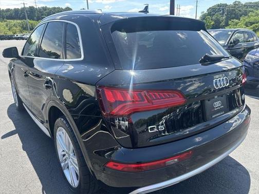 2018 Audi Q5 2.0T Premium Plus