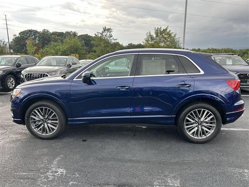 2022 Audi Q3 40 Premium