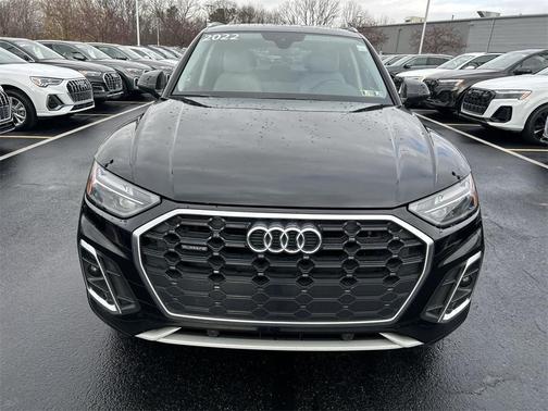 2022 Audi Q5 45 S line Premium