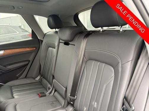 2023 Audi Q5 45 S line Premium Plus