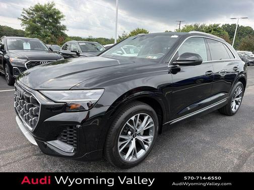 Mythos Black Metallic 2026 Audi Q8 55 Premium Plus
