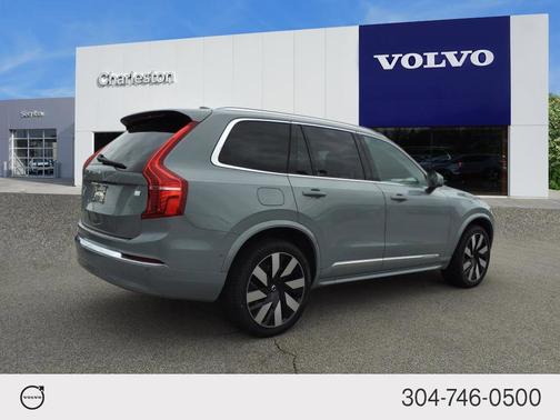2024 Volvo XC90 Recharge Plug-In Hybrid T8 Plus 6-Seater