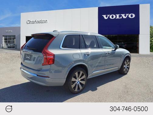2025 Volvo XC90 Plug-In Hybrid T8 Core 7-Seater