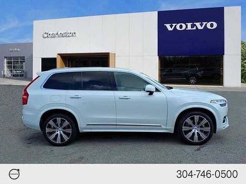 2022 Volvo XC90 T6 AWD Inscription 6 Seater