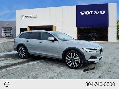 2023 Volvo V90 Cross Country Plus