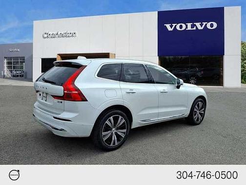2023 Volvo XC60 Plus