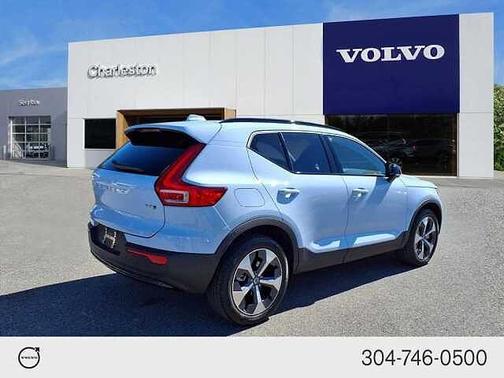 2026 Volvo XC40 Plus